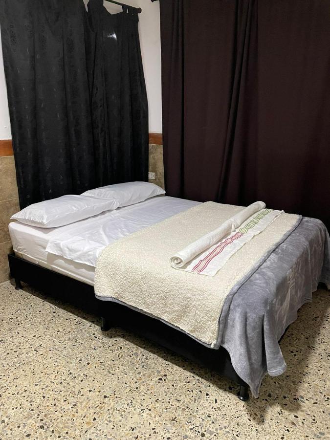 Casa Al Frente Del Pueblito Paisa Leilighet Medellín Eksteriør bilde