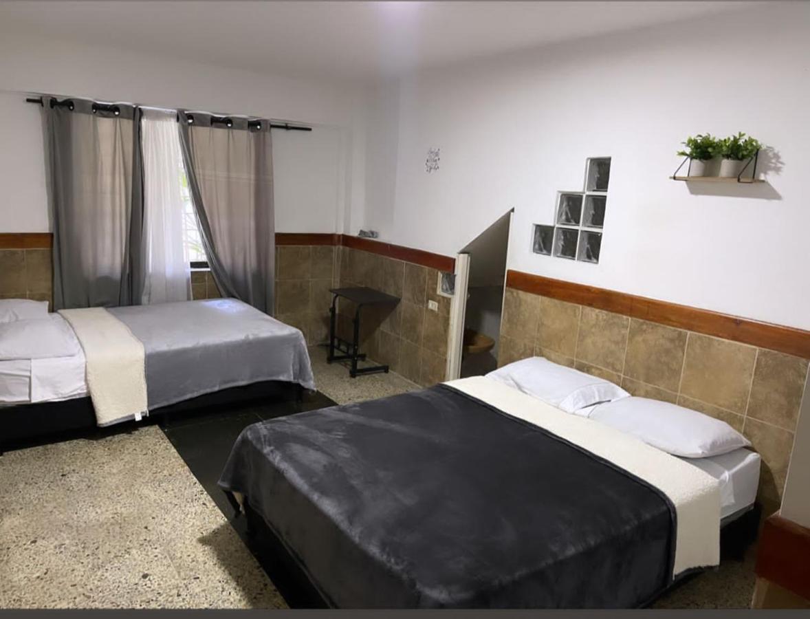Casa Al Frente Del Pueblito Paisa Leilighet Medellín Eksteriør bilde
